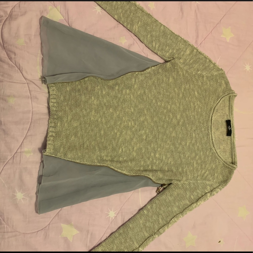 Gray sweater with lace on the sides